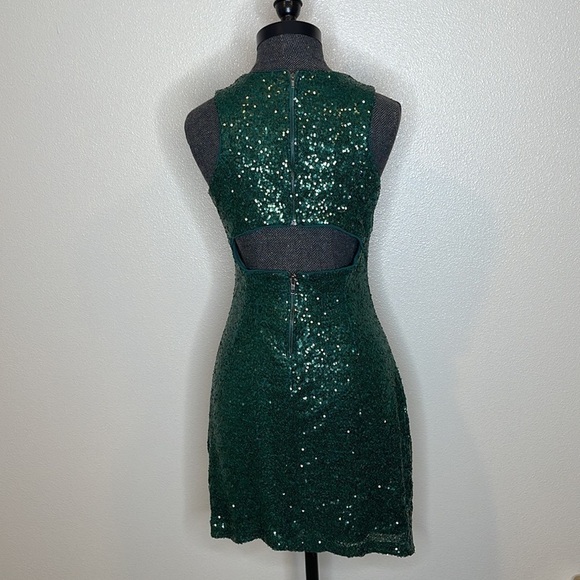 Speechless Bodycon Green Shiny Mini Dress Holiday Size 13 - Picture 9 of 9